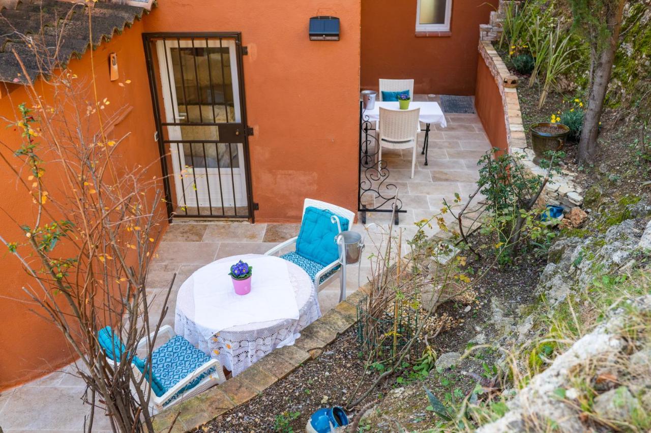 Appartement De Caractere Le Camelia, 56M², Dans Propriete Au Calme Avec Piscine By Le Mas De Louise Et Sacha Сольє-Тука Екстер'єр фото