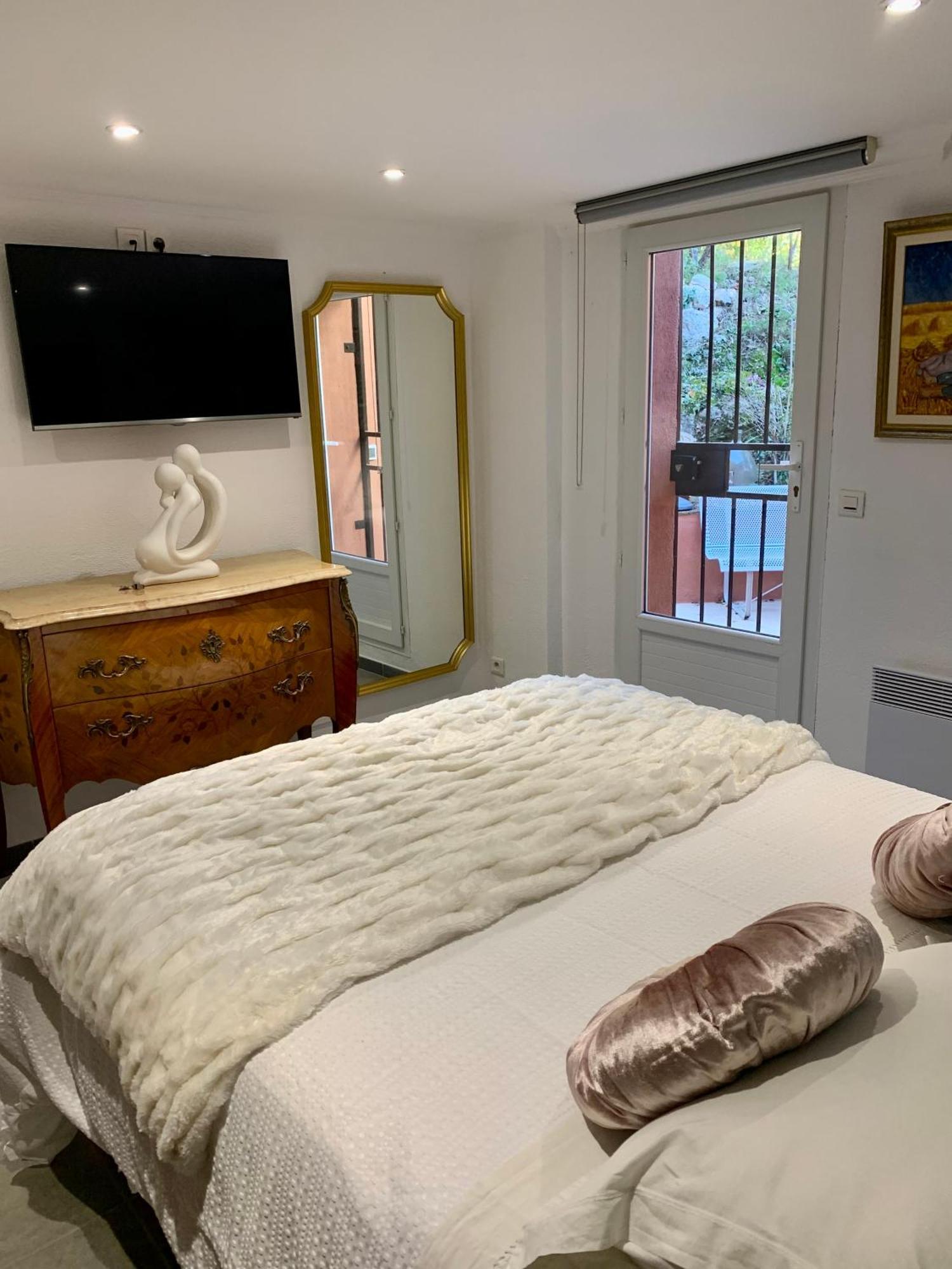 Appartement De Caractere Le Camelia, 56M², Dans Propriete Au Calme Avec Piscine By Le Mas De Louise Et Sacha Сольє-Тука Екстер'єр фото